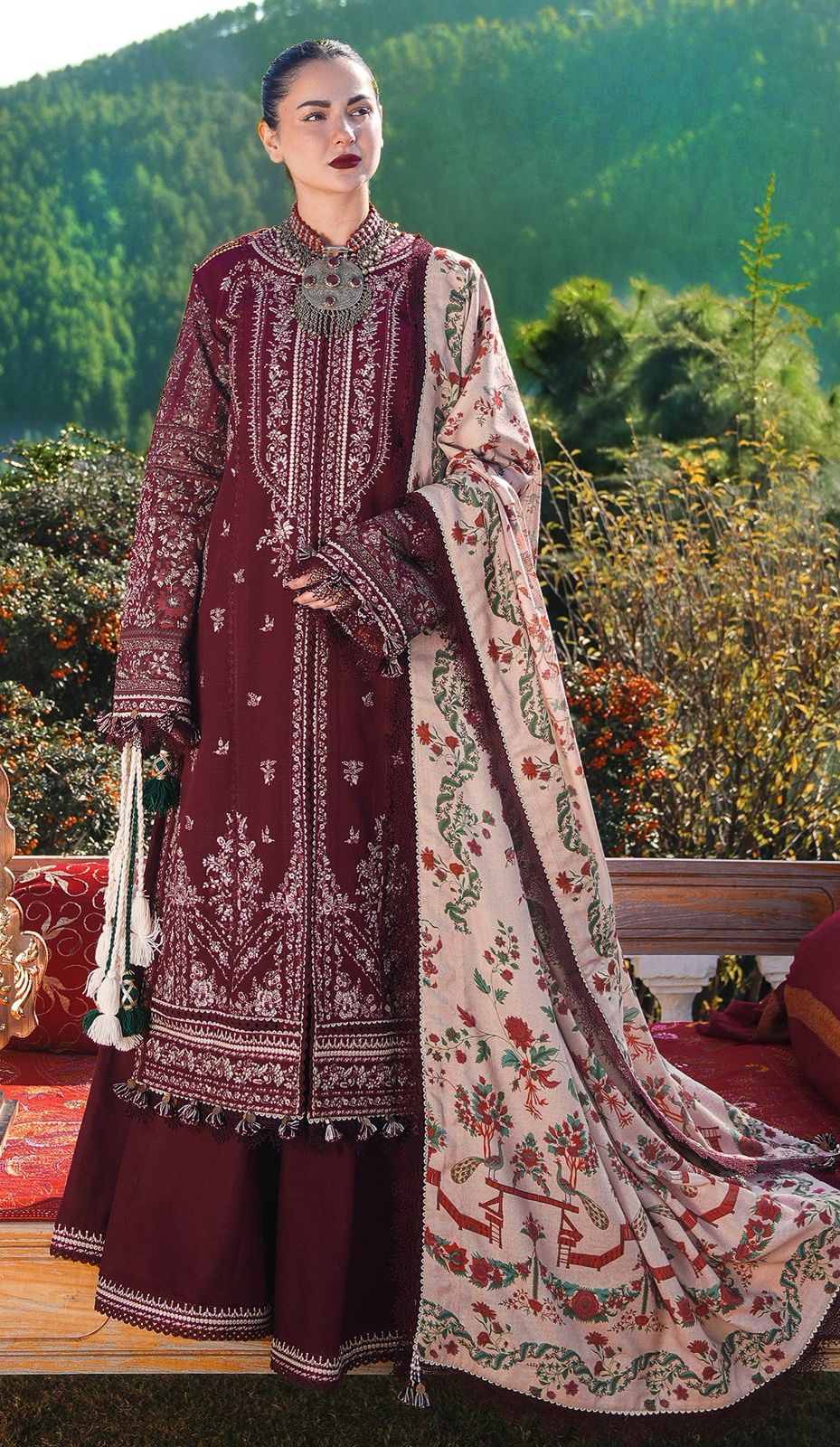 Elegant Dhanak 3 Piece Embroidered