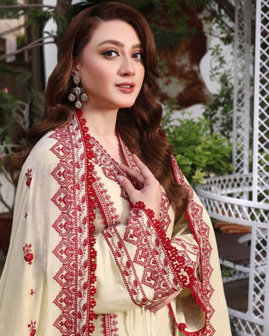 Elegant Dhanak 3 Piece Embroidered