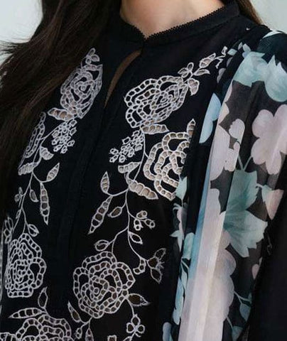 Elegant Dhanak 3 Piece Embroidered