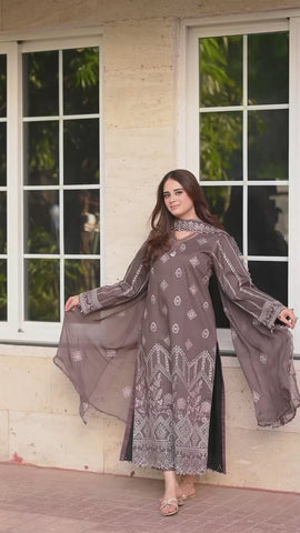 Luxury Dhanak 3 Piece Embroidered