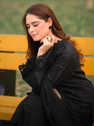 Luxury Dhanak 3 Piece Embroidered