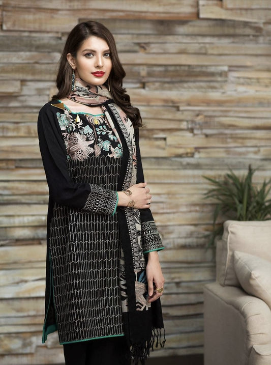 Elegant Dhanak 3 Piece Embroidered