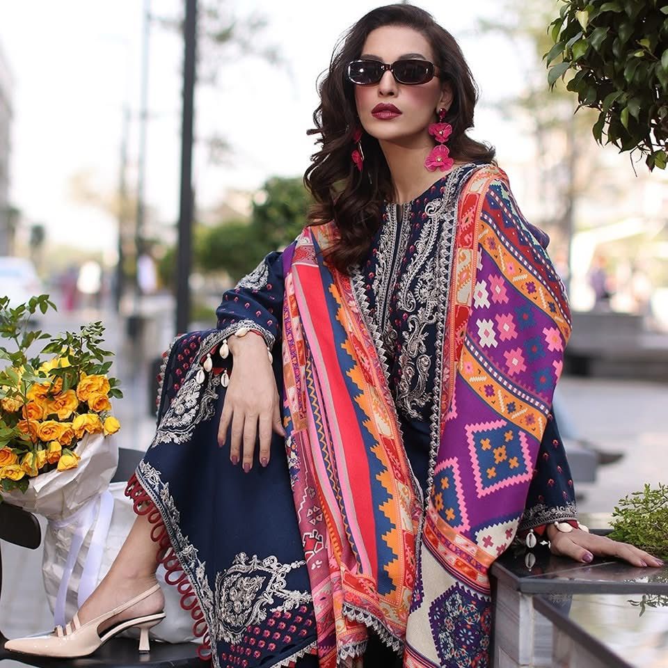 Luxury Lawn 3Pc Embroidered
