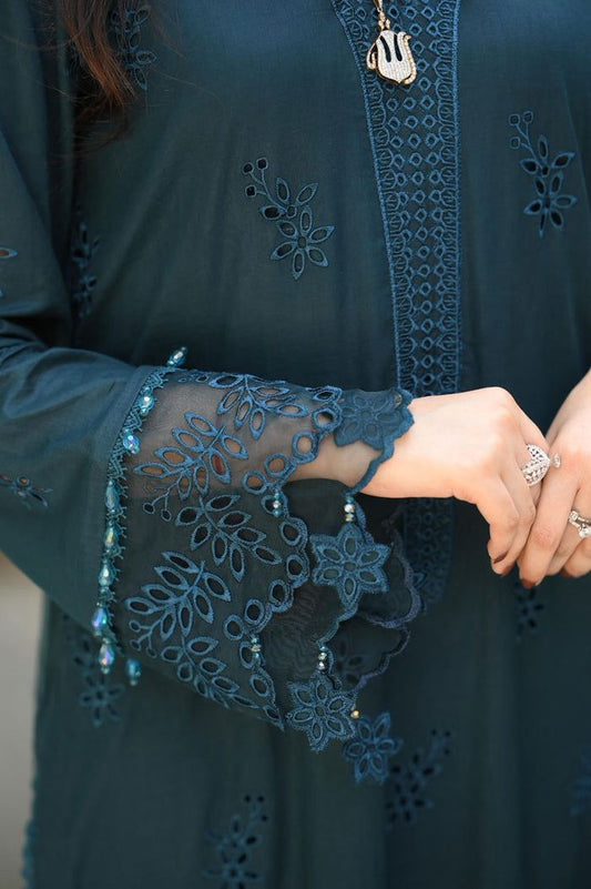 Luxury Lawn 3Pc Chikankari