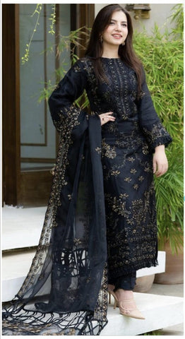 Luxury Dhanak 3 Piece Embroidered